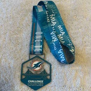 Miami Dolphins Challenge Cancer DCCXIII Medal 2023
